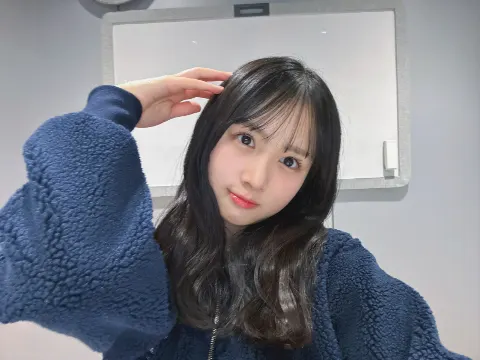 上村 ひなの｜チョコレート工場に連れてって🏭（2025-03-08）｜2枚目