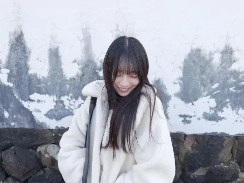 宮地 すみれ｜冬が終わる前に（2025-03-20）｜4枚目