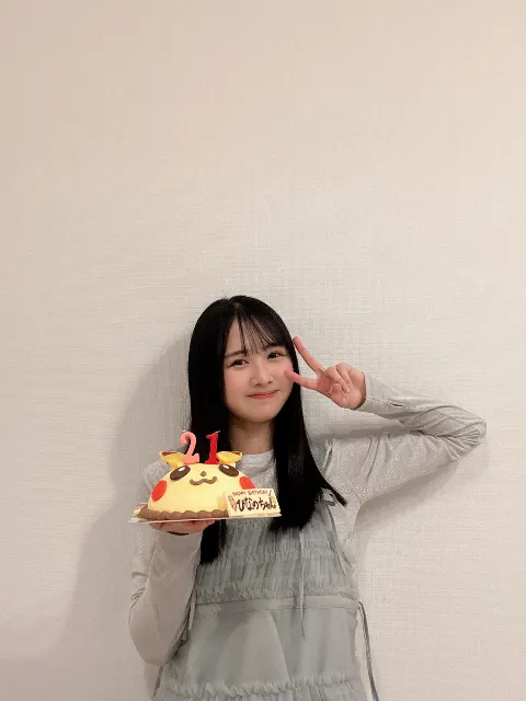 上村 ひなの｜21歳、なりました（2025-04-12）