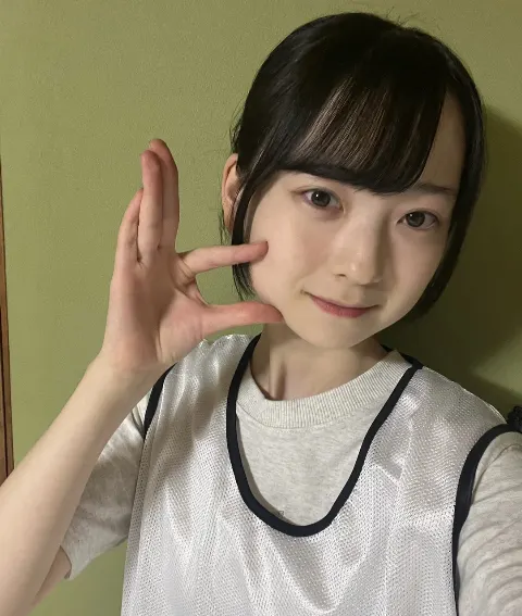 佐藤 優羽｜碧い夢を見た。佐藤優羽（2025-04-21）｜2枚目
