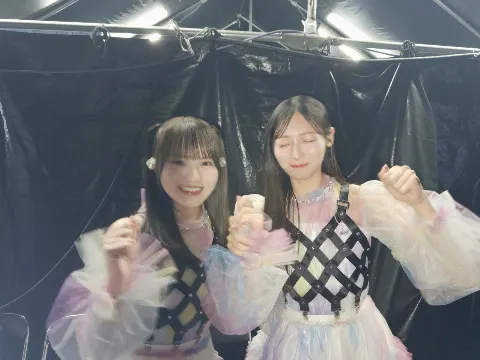 宮地 すみれ｜空色が溶けたあと（2025-04-22）｜5枚目