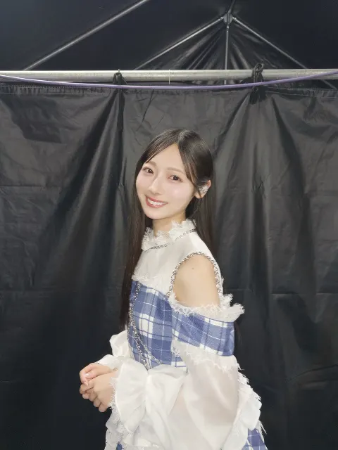 宮地 すみれ｜空色が溶けたあと（2025-04-22）｜11枚目
