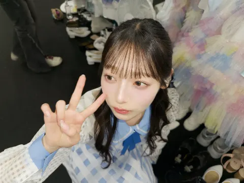 宮地 すみれ｜空色が溶けたあと（2025-04-22）｜21枚目