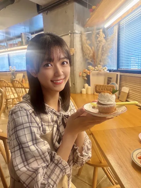 平尾 帆夏｜休日はカフェで☕️🌿（2025-04-29）