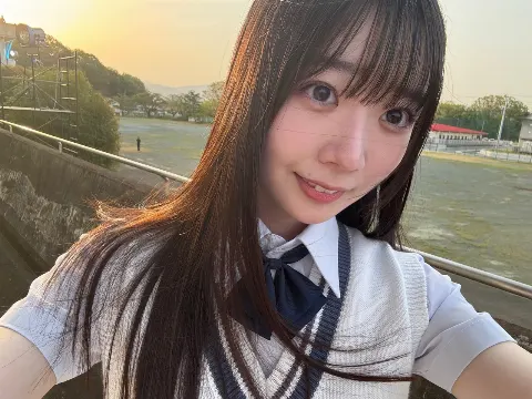 坂井 新奈｜雨や曇りの日も 静かな時間のようで きらいではないです‪˘͈ᵕ˘͈     坂井新奈（2025-05-20）