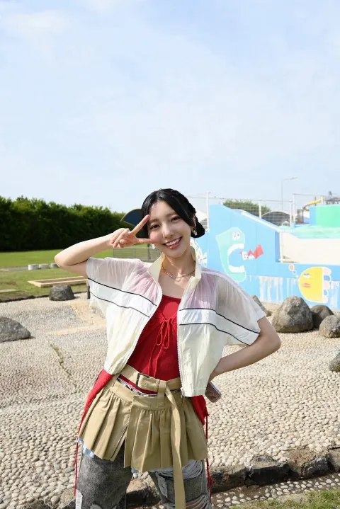 小西 夏菜実｜私のヒーロー（2025-05-26）｜2枚目