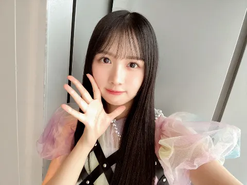 上村 ひなの｜夏祭り、わたあめを独占しちゃうよ。（2025-07-02）｜2枚目