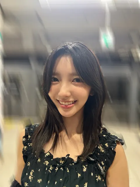 小西 夏菜実｜夏を満喫するぞ〜！(家で)（2025-07-03）