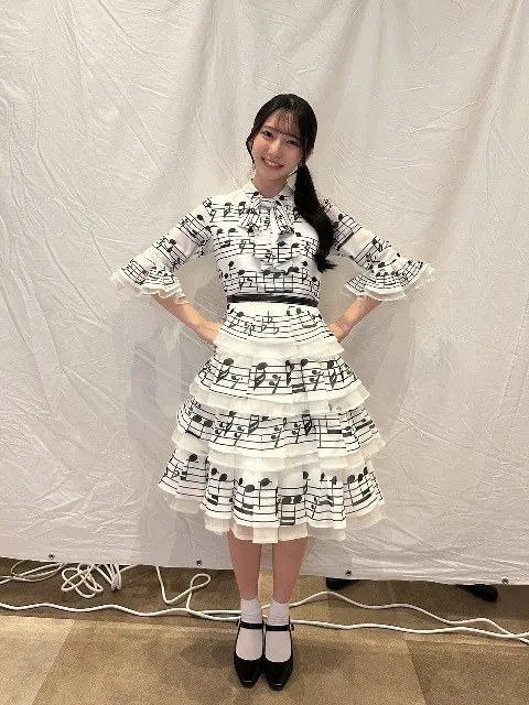 竹内 希来里｜衣装の楽譜可愛い🎼（2025-07-22）｜4枚目