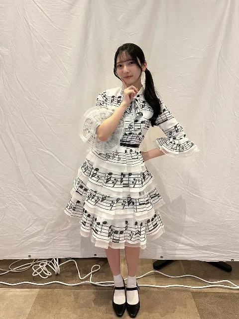 竹内 希来里｜衣装の楽譜可愛い🎼（2025-07-22）｜5枚目
