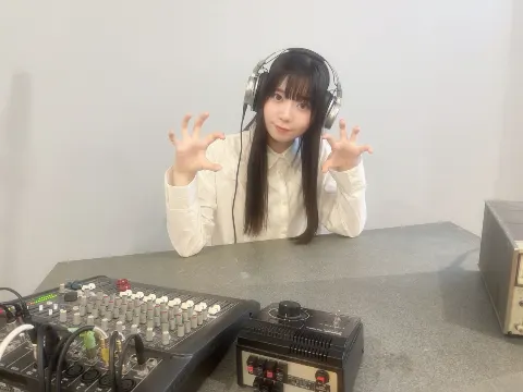 坂井 新奈｜空飛びたい      坂井新奈（2025-09-07）｜2枚目