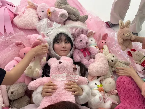 片山 紗希｜ポニーテールに髪を束ねた〜🎶か、、、？ 片山紗希（2025-10-02）｜4枚目