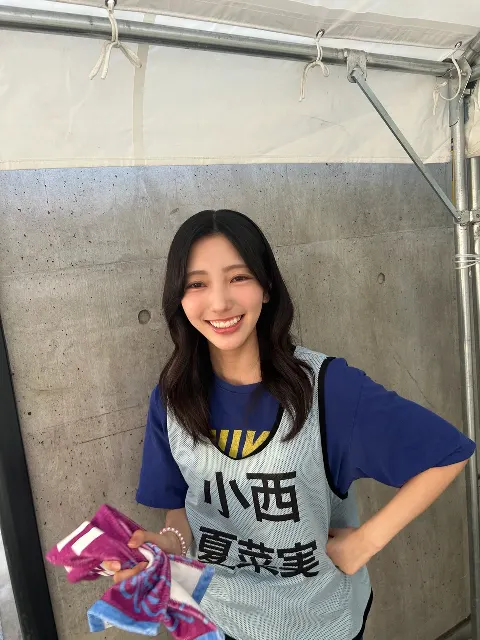 小西 夏菜実｜おはよういつもありがとう今日生配信します金曜日頑張りましょう（2025-10-03）｜4枚目