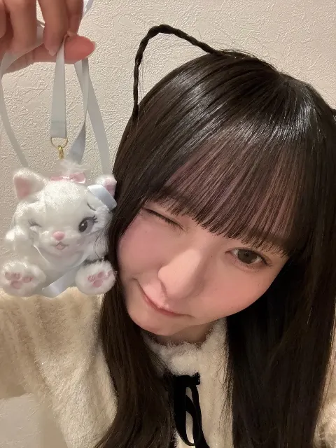 片山 紗希｜猫になってみたにゃー 片山紗希（2025-10-04）｜5枚目