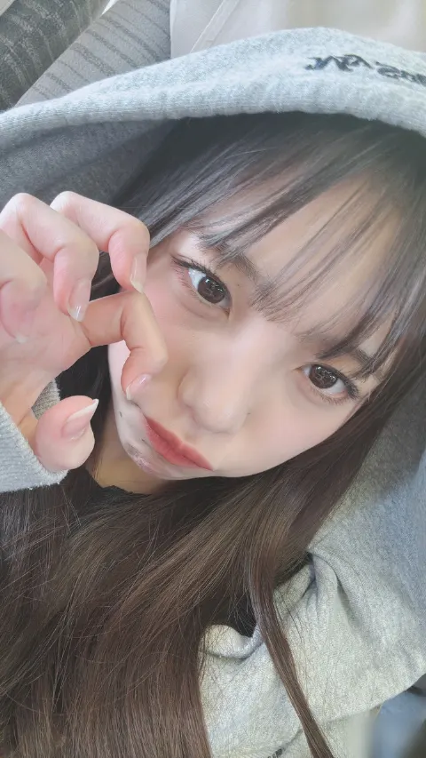 下田 衣珠季｜忘れっぽいんだ 下田衣珠季（2025-10-07）｜3枚目