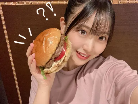 蔵盛 妃那乃｜今めっちゃお腹すいてるねん『蔵盛妃那乃』（2025-10-09）｜2枚目