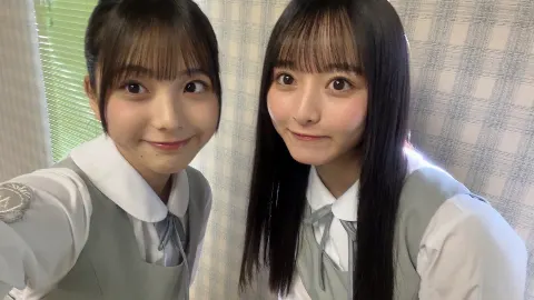 片山 紗希｜この写真、衣珠季と初めて撮った写真なんだけど、今では想像つかないような距離感で懐かしい気持ちになった🏓（2025-10-10）
