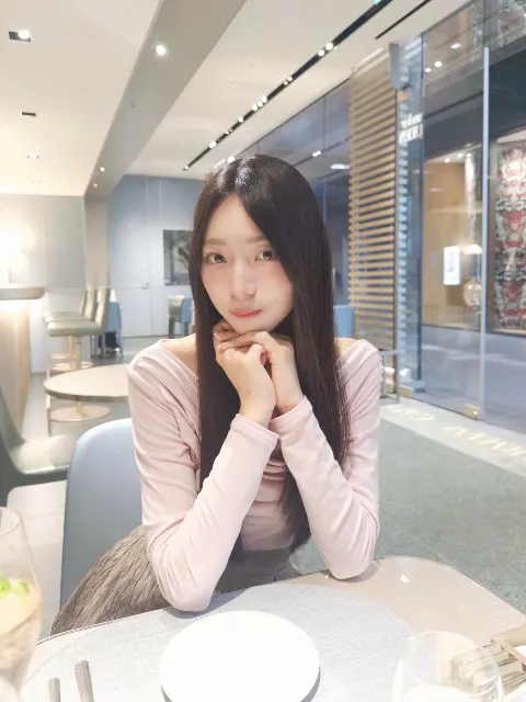宮地 すみれ｜リフレクション（2025-10-12）｜2枚目