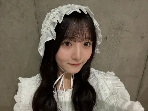 片山 紗希｜ヘッドドレス（2025-10-19）｜2枚目