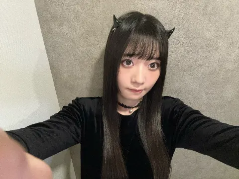 坂井 新奈｜お菓子くれなきゃ~？（2025-10-26）｜2枚目