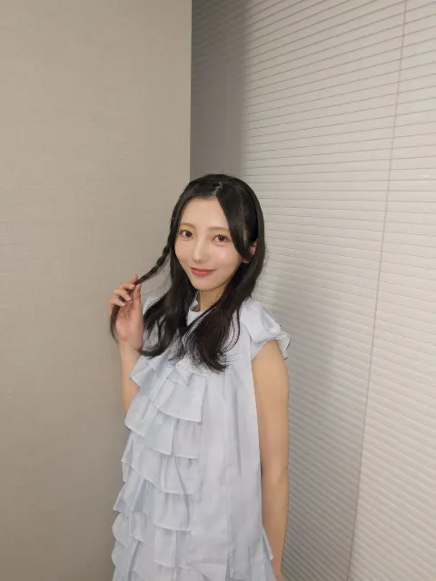 小西 夏菜実｜彩度の高い世界は最早真っ白だ（2025-10-29）｜7枚目