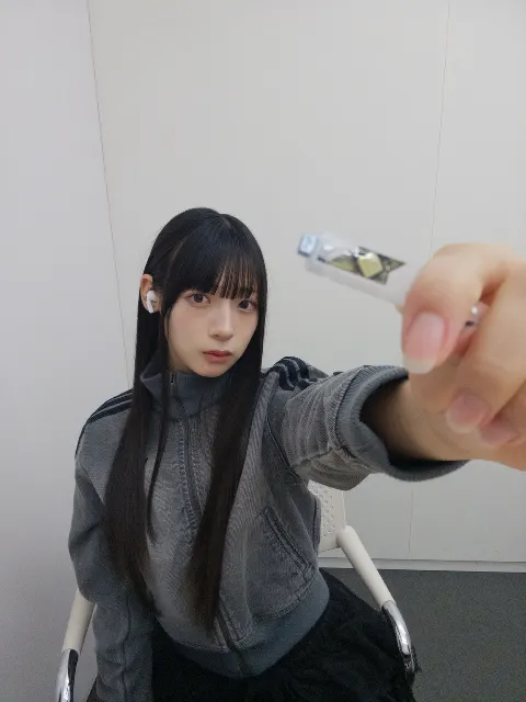 宮地 すみれ｜今週もお疲れさま（2025-11-16）｜2枚目