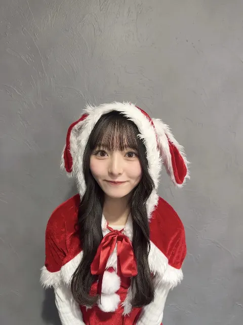 片山 紗希｜ウサキタクロースはみんなのプレゼントになりたい！🐰🎅🏻🎀#うさきみーぐり（2025-11-23）｜2枚目