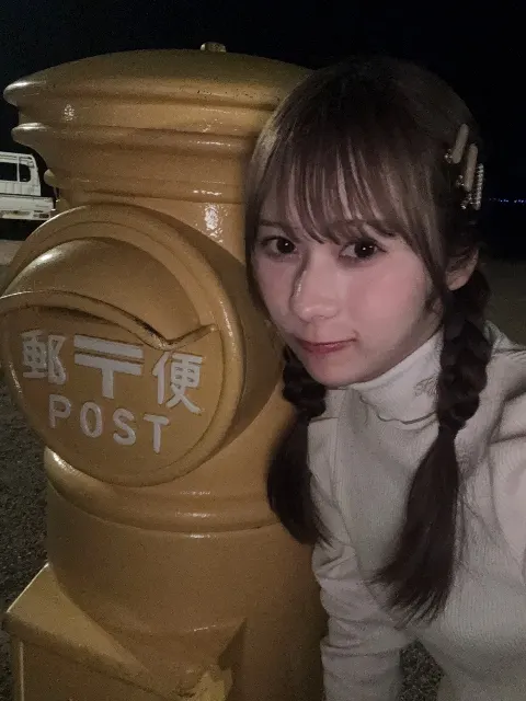石塚 瑶季｜チル島（2025-12-07）｜5枚目