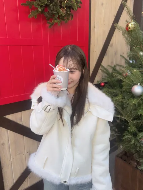 石塚 瑶季｜クリスマスまであと10日らしいよ🎅🏻（2025-12-15）｜3枚目