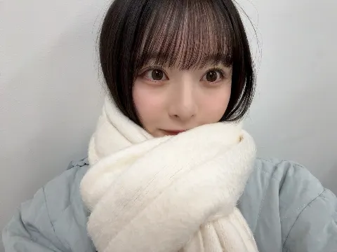片山 紗希｜マフラーがやってきた🎅🧣（2025-12-17）｜2枚目