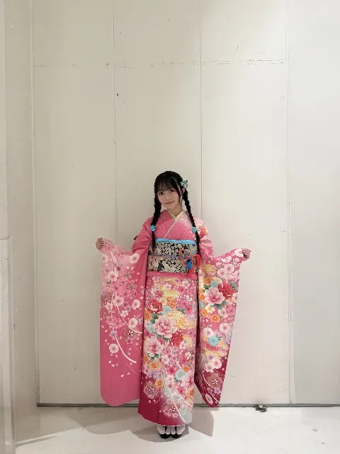 片山 紗希｜色イロ（2025-12-22）｜3枚目