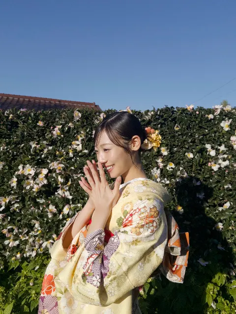宮地 すみれ｜蜜柑（2025-12-25）｜2枚目