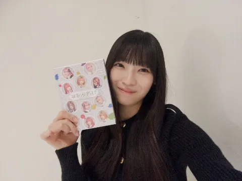 宮地 すみれ｜蜜柑（2025-12-25）｜4枚目