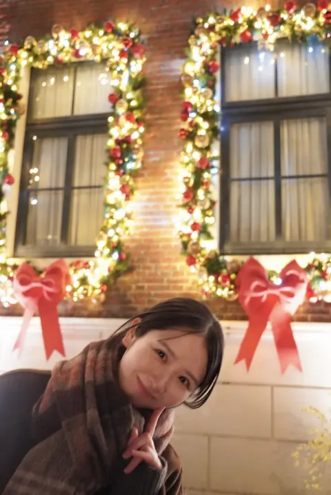 上村 ひなの｜クリスマスの飾りをようやく仕舞ってみたよ。部屋が広く感じる〜（2026-01-08）｜2枚目