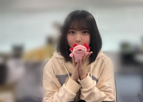 坂井 新奈｜風が心地いい（2026-04-23）｜10枚目