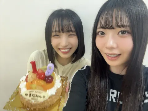 坂井 新奈｜やわらかな季節の中で（2026-05-06）｜3枚目