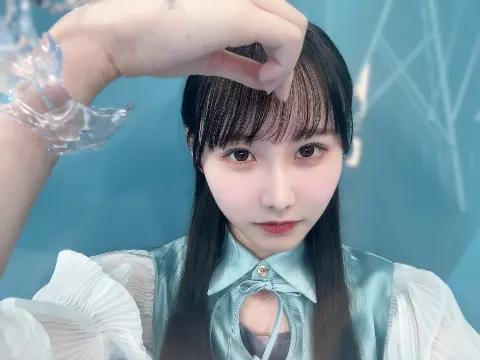 高井 俐香｜光に照らされる雨はまるで花火のようだ（2026-05-15）｜5枚目