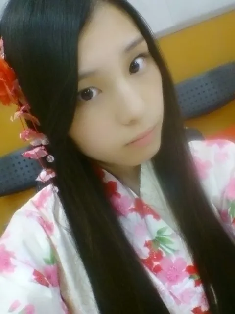 相楽 伊織｜最近、腕かまれる_(．．*)vol.2（2014-08-16）｜5枚目