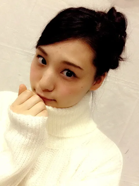 相楽 伊織｜3 年前くらいの _(．．*)vol.2（2015-01-22）｜3枚目