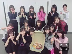 相楽 伊織｜小さな贈り物_(．．*)vol.143（2016-12-01）｜3枚目