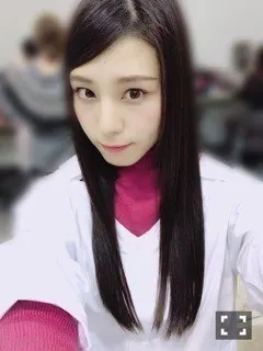 相楽 伊織｜カラーコンタクト_(．．*)vol.220（2018-02-09）