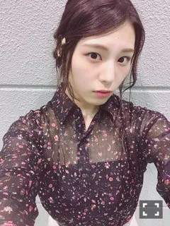 相楽 伊織｜ﾊｰﾄﾏｰｸ _(．．*)vol.232（2018-05-07）｜4枚目