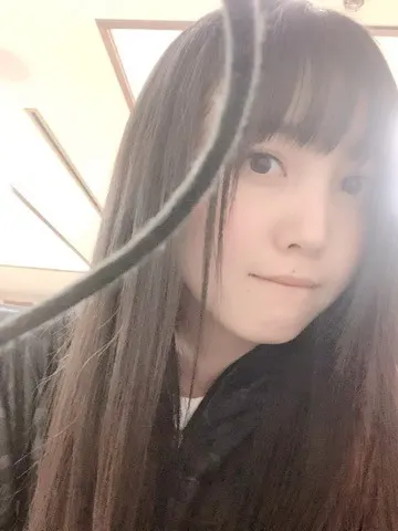久保 史緒里｜愛は与えるものと 君をみてて思った（2018-12-24）