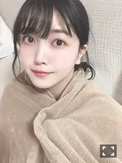 久保 史緒里｜ガラスの向こうの温度（2019-12-02）