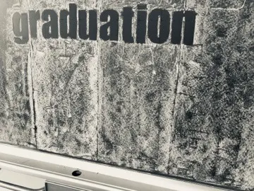 久保 史緒里｜graduation 高校卒業（2020-03-21）｜5枚目