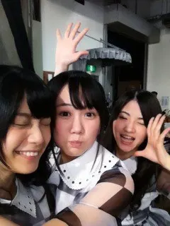深川 麻衣｜マイペース _(:3」∠)_ { 127（2012-04-16）｜3枚目