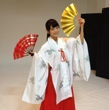 深川 麻衣｜おいでやすー！ ＊ 5 56歩（2013-12-28）｜2枚目
