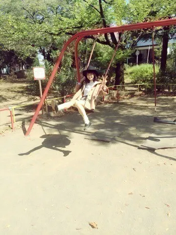深川 麻衣｜あなたは犬派？猫派 ？ ＊ 665歩（2014-10-26）｜2枚目