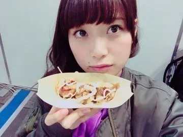 深川 麻衣｜お腹がぐるぐる鳴っ てる。恥ずかしい。  ＊ 690歩（2015-03-05）