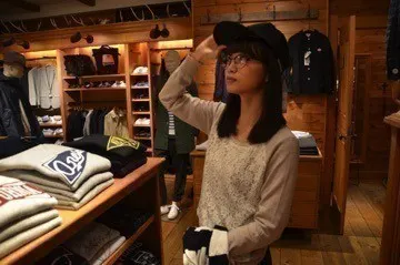 深川 麻衣｜お腹がぐるぐる鳴っ てる。恥ずかしい。  ＊ 690歩（2015-03-05）｜3枚目